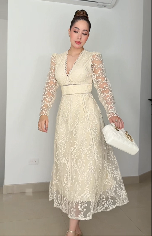 Vestido de Encaje Armonía