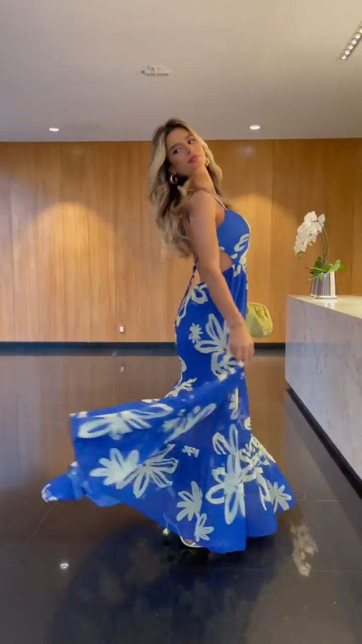Vestido Azul Cobalto y Margarita