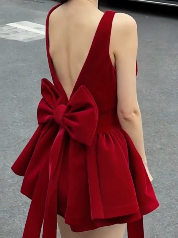 Vestido Corto de Terciopelo Derim