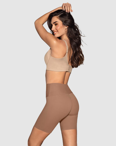 boxer-tipo-short-de-apariencia-invisible-con-fajon-antideslizante