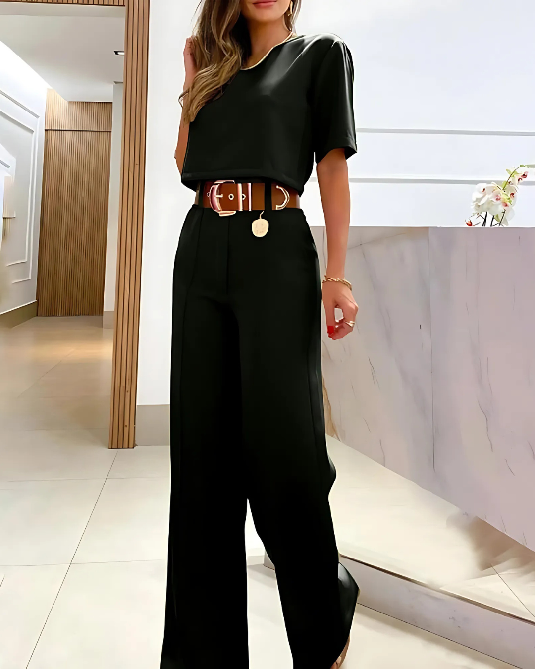 Conjunto con Top Corto y Pantalón de Pierna Ancha