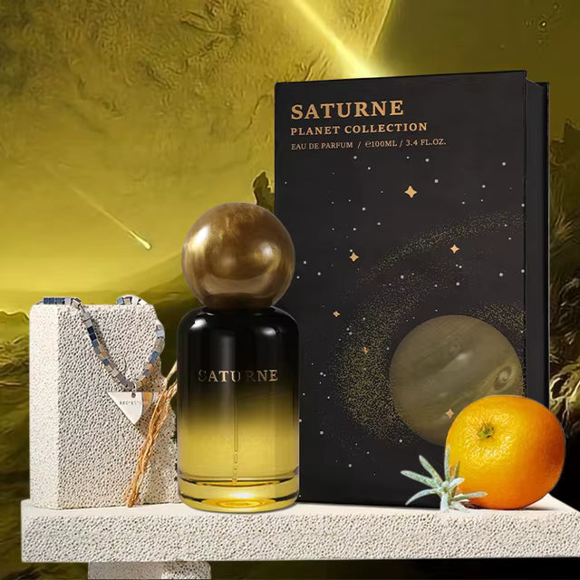 Perfume Saturne, diseñada con un aire de misterio