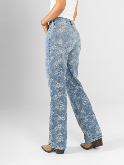 Jeans Bordado de Pierna Recta