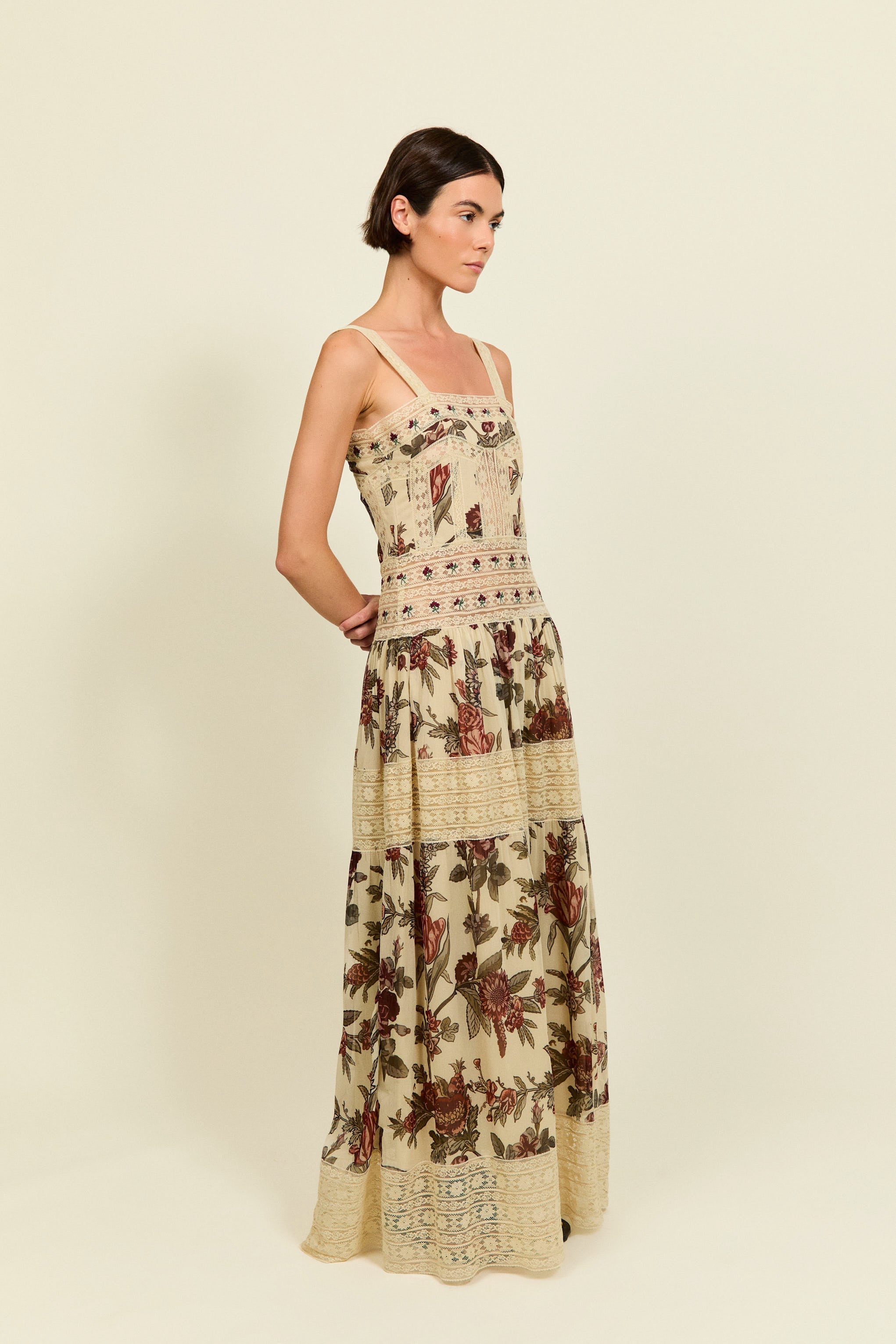VESTIDO NELIA