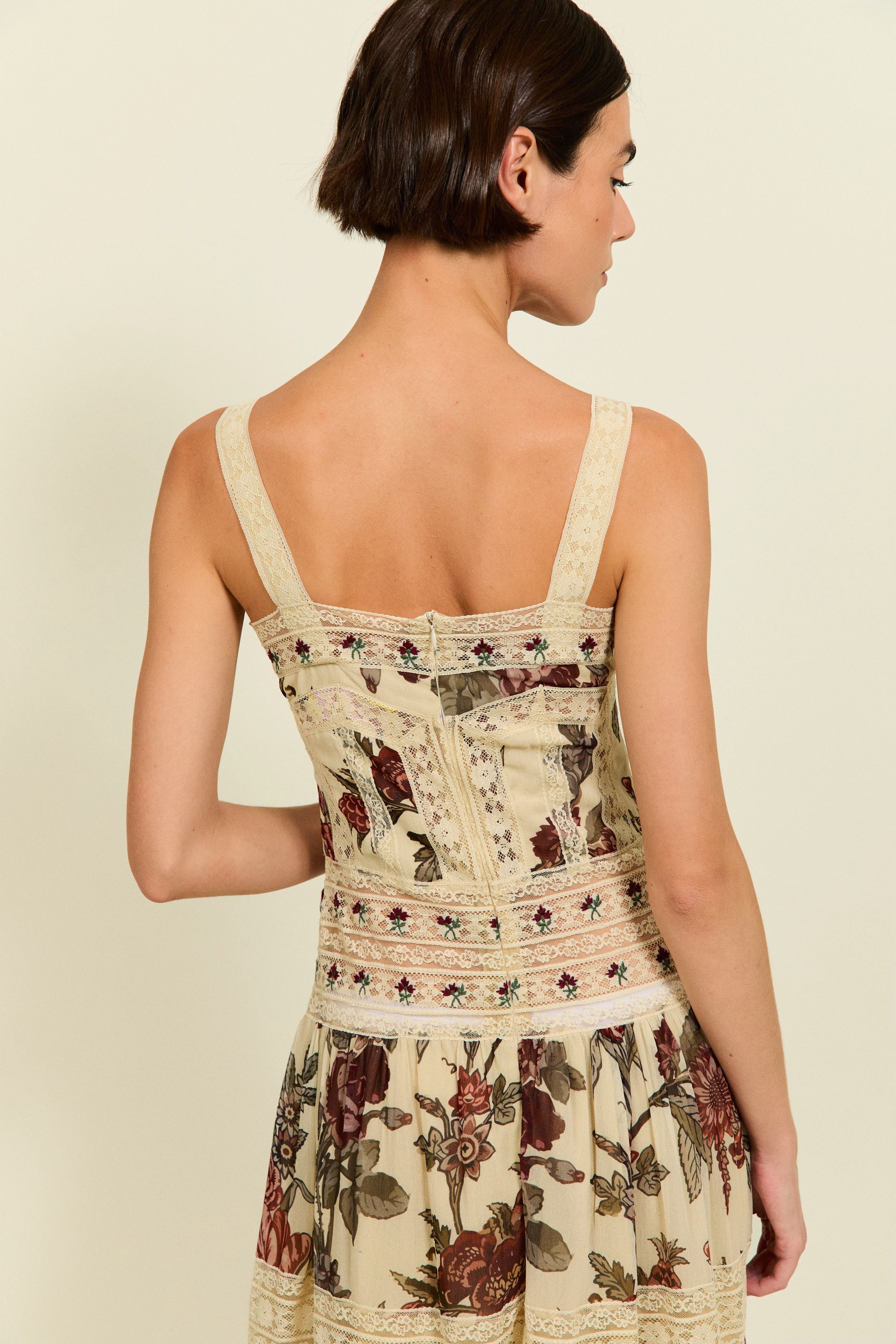 VESTIDO NELIA