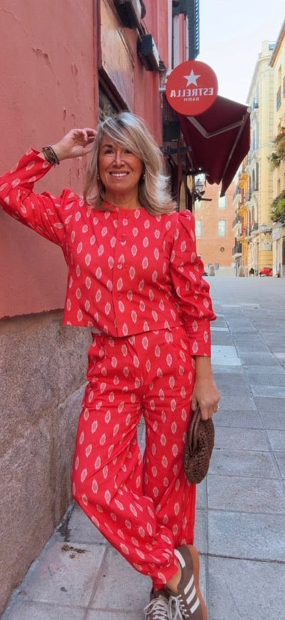 Conjunto Ikaria Carmesí