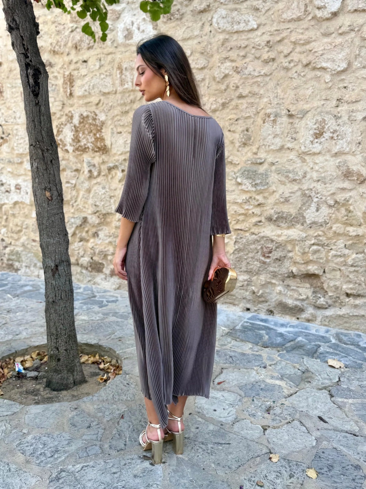 Catleya Vestido Plisado Atemporal