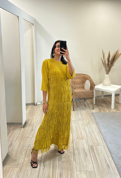 Escalonado Vestido de Flecos Dina