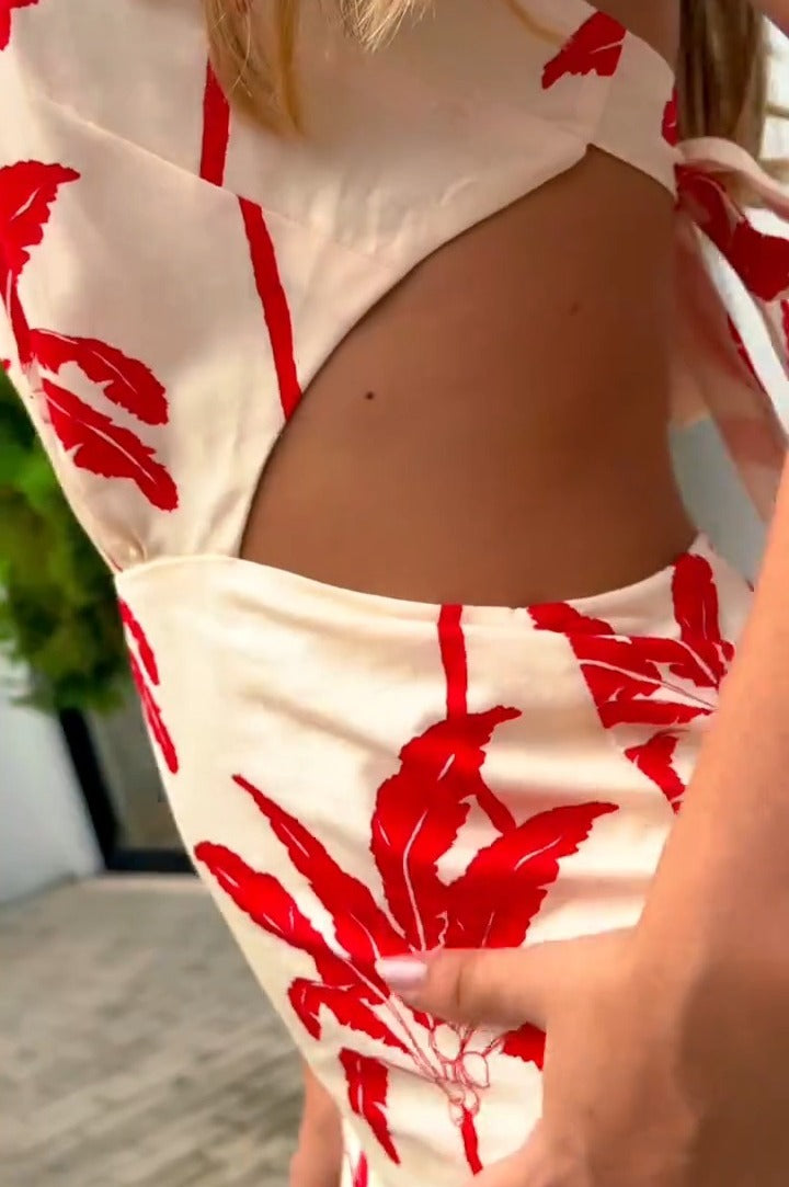 Vestido Atemporal Crimson Oasis