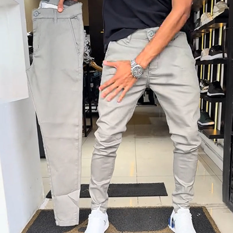 Pantalón casual slim fit