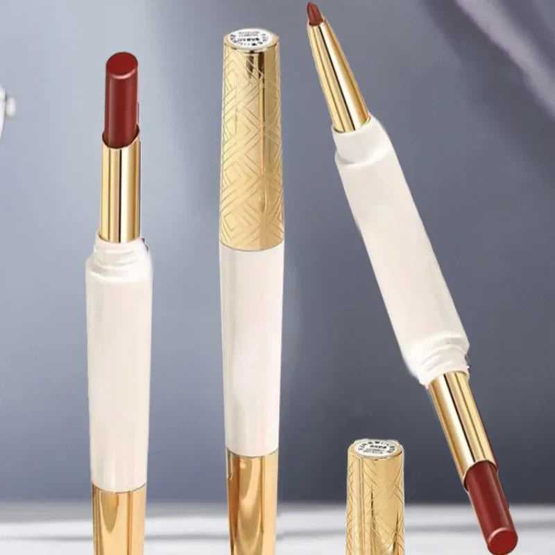 Lápiz labial y delineador de labios